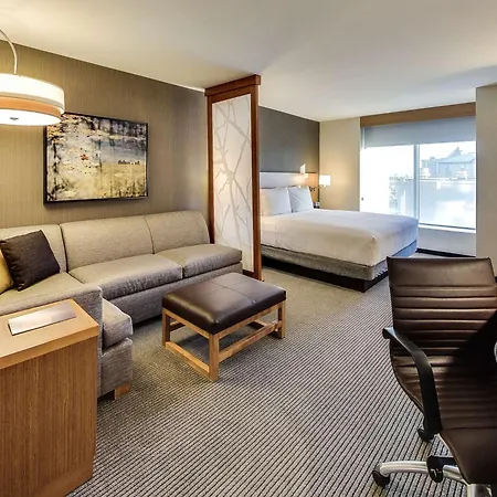 Hyatt Place Edmonton West-3